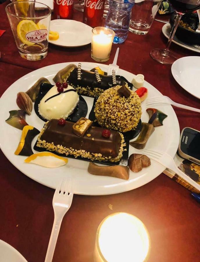 Vila Ada Hotel ティラナ エクステリア 写真